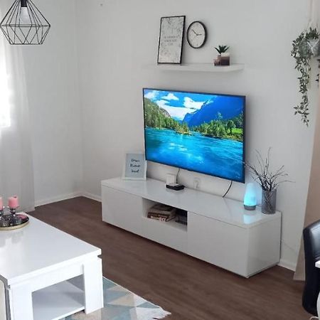 Cozy And Charming Apt. Sarajevo Apartamento Exterior foto